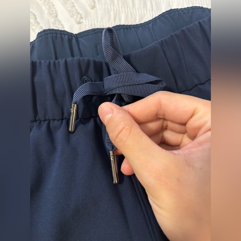 Lululemon On The Fly Pant - Picture 5 of 7